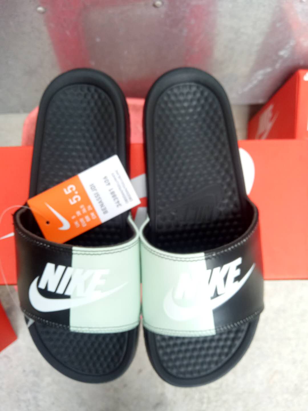 Nike Benassi JDI Black Silver White Slipper